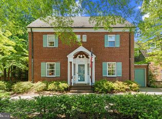 4230 46th St NW, Washington, DC 20016