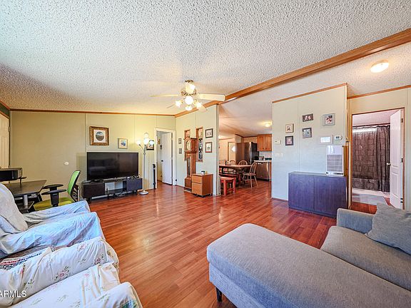 4th image of 1555 N 180TH Avenue