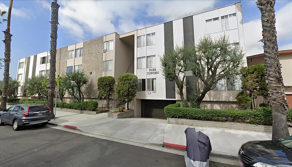 Park Apartments 1741 Park Avenue, Long Beach, CA 90815 — Photo 2