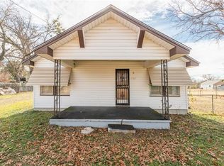 5705 Meandering Rd, River Oaks, TX 76114