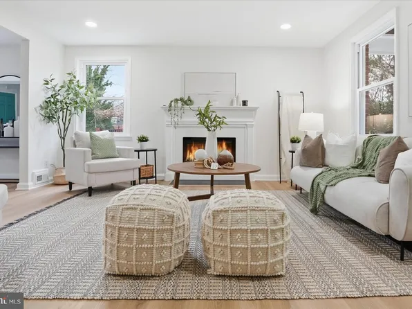 2045 Woodbourne Ave, Baltimore, MD 21239