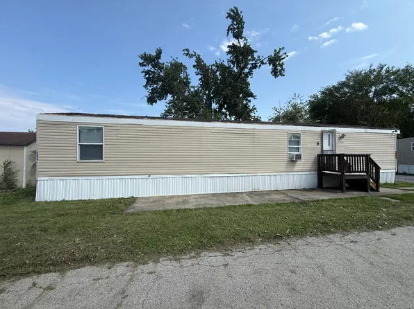 1712 S Dixie Hwy Trailer 204, Crete, IL 60417