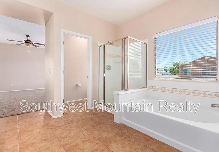 41261 W Laramie Rd — Photo 21