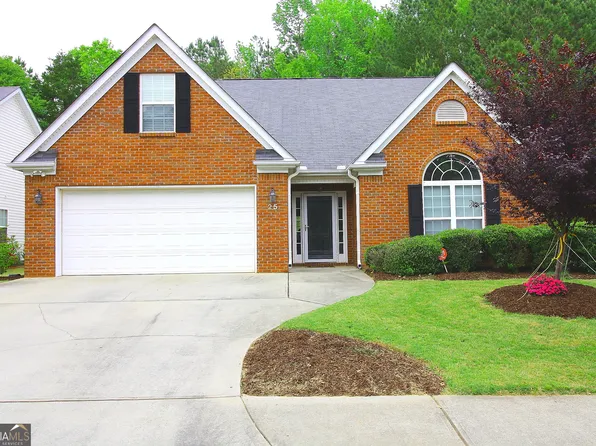 25 Pacific Ave, Sharpsburg, GA 30277