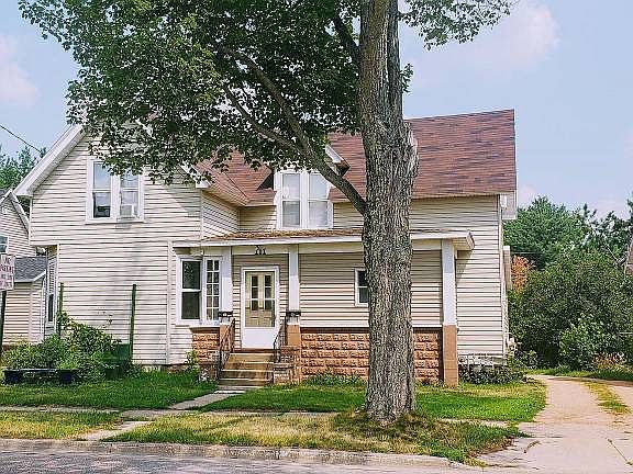 2nd image of 111 Pier St