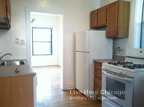 1st image of 3518-30 N Broadway #3520-3E