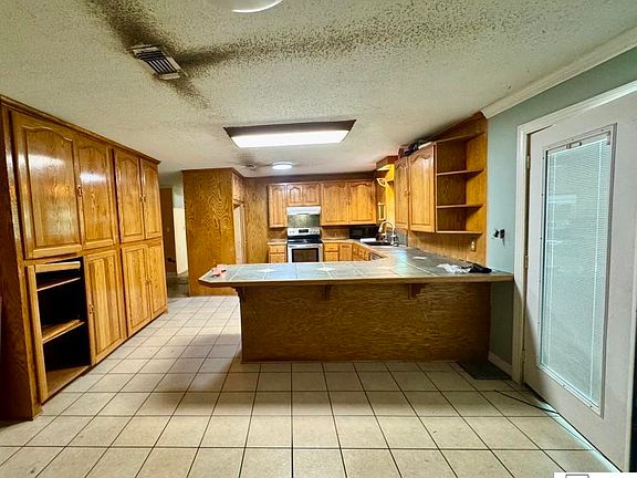 3rd image of 6217 Chris Rd
