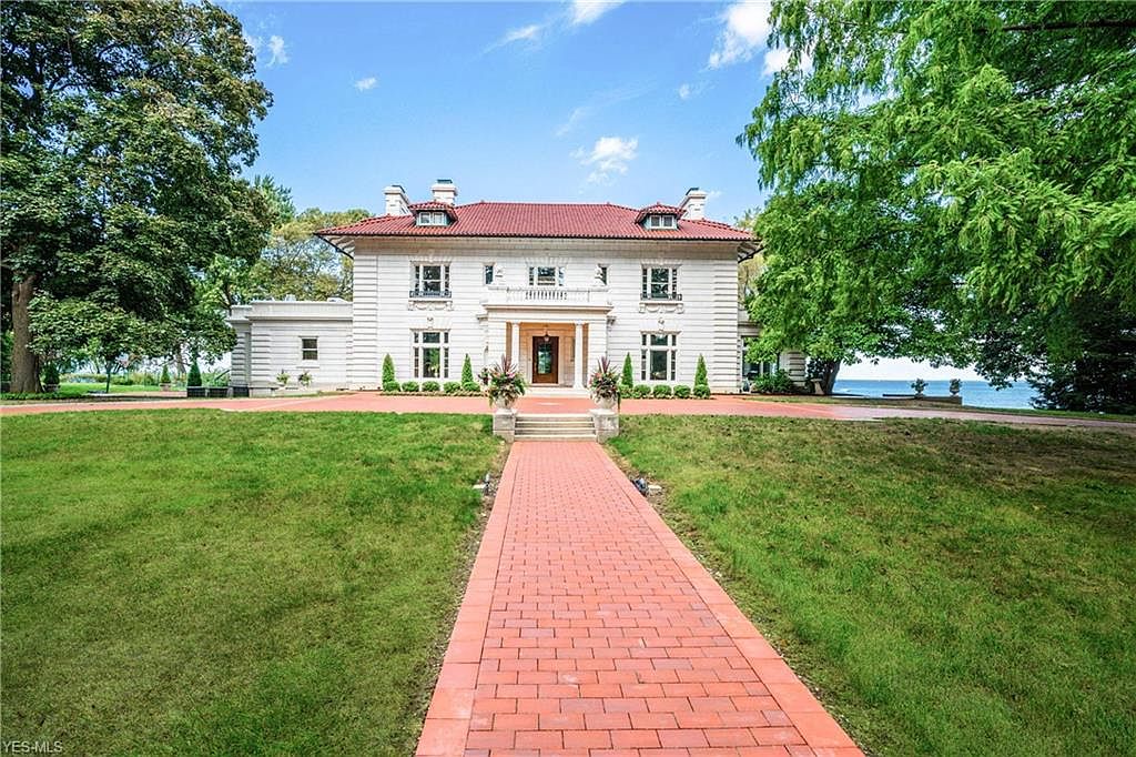 11320 Harbor View Dr, Cleveland, OH 44102 Zillow