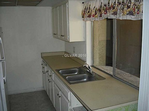 2nd image of 1405 Vegas Valley Dr #334