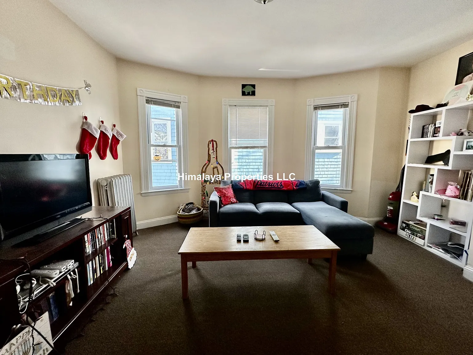 3 bed, $3,425 — Photo 3