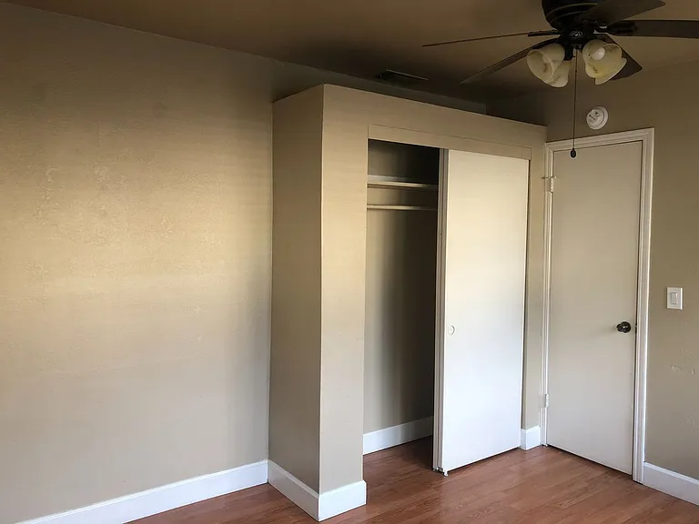 501 Grove St — Photo 14