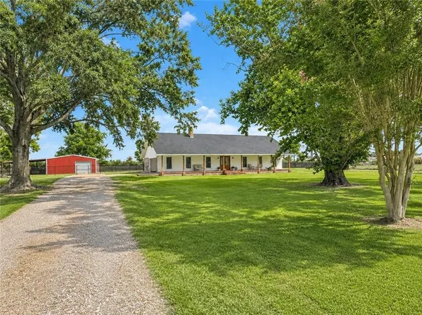 5696 Ball Ln, Alexandria, LA 71303