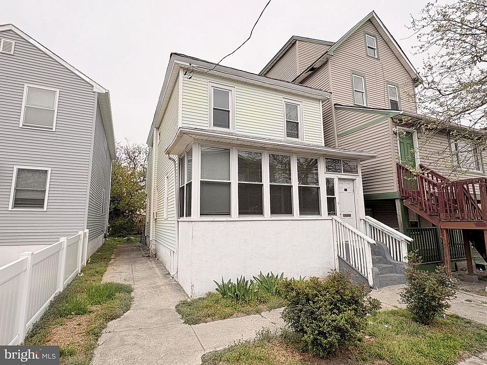 1st image of 1911 Hummock Ave