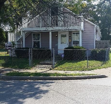 4th image of 400 Dallas Ave