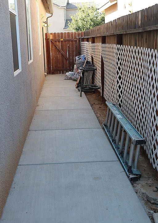 2nd image of 2999 Jenni Ave
