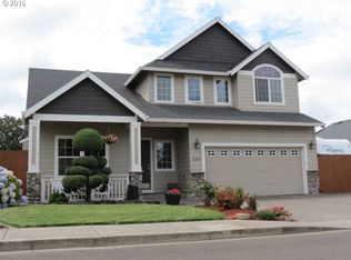 548 West Ln, Molalla, OR 97038