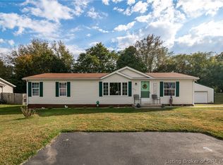 233 Oliver St, Corydon, IN 47112