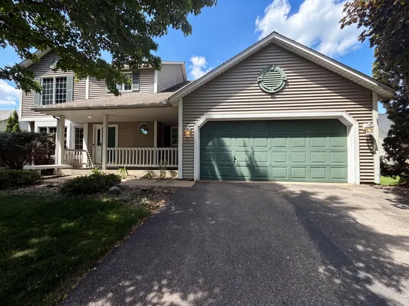 9394 71st St S, Cottage Grove, MN 55016