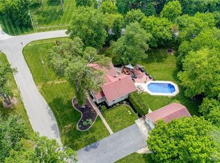 9009 N Hanley Dr, Dayton, OH 45414
