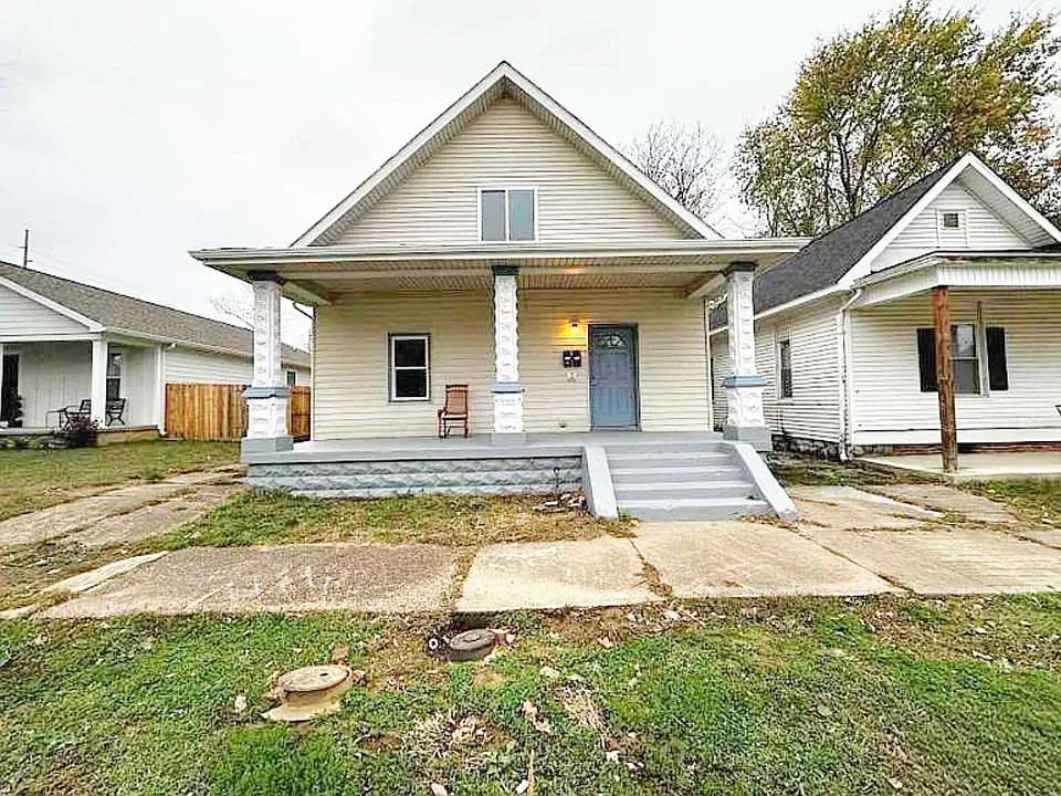 610 Taylor Ave #2