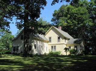 130 Beach Rd, Halfmoon, NY 12065