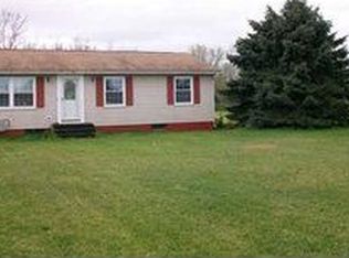 7960 Ridge Rd, Gasport, NY 14067
