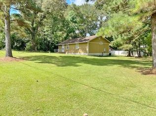 702 9th St, McComb, MS 39648
