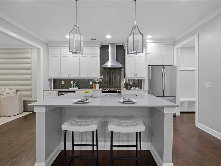 2681 Oak Leaf Pl SE — Photo 1