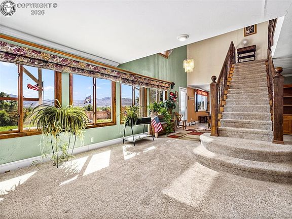 3rd image of 746 Dozier Ave