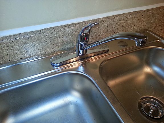Stainless steel sink
