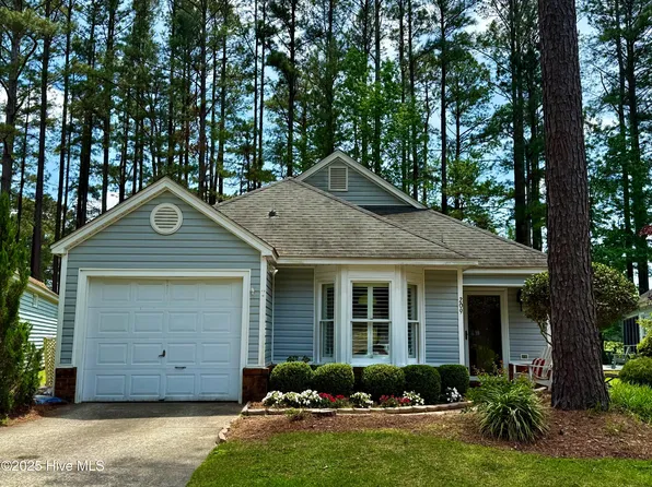209 Fairways West Court, New Bern, NC 28562