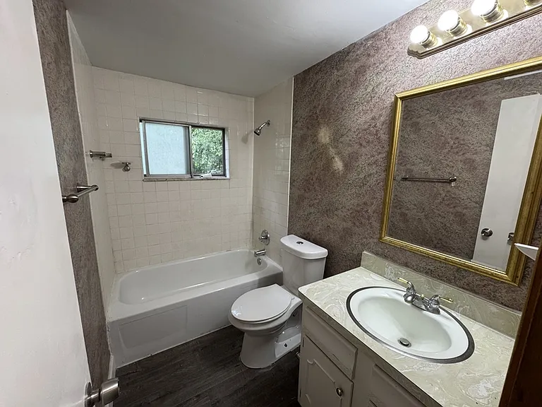 18801 Invermere Ave — Photo 23