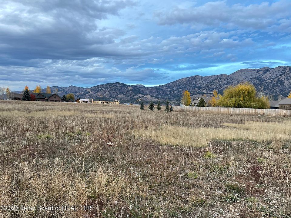 2nd image of LOT 48 Snake River Dr