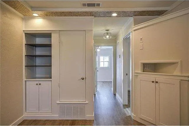 3706 Washburn Ave #B — Photo 7