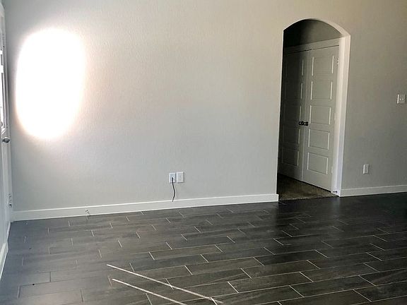 3rd image of 1048 W Sierra Vista Ct