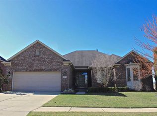 1796 Mackwood Rd, Rochester Hills, MI 48307