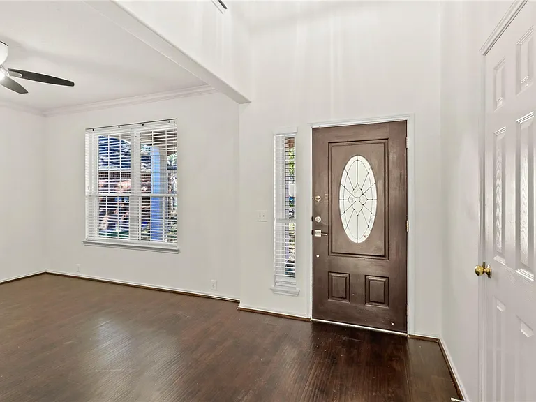 20510 Pioneer Bend Ct — Photo 11