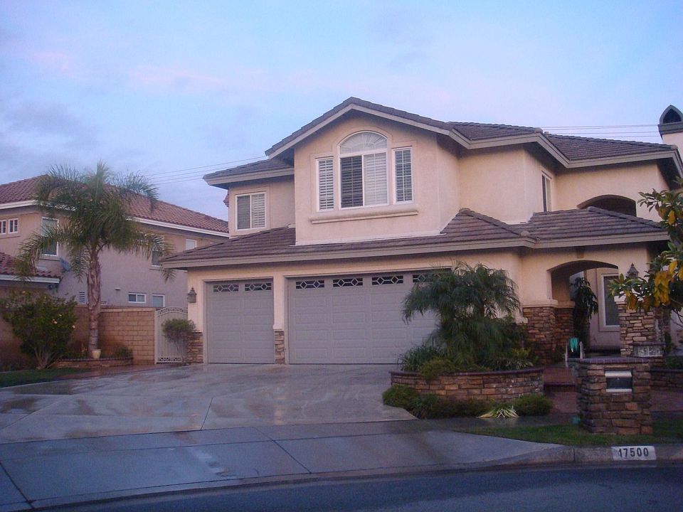 2nd image of 17500 Harvest Ave
