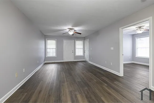 2 bed, 1010 sqft, $1,250 — Photo 4