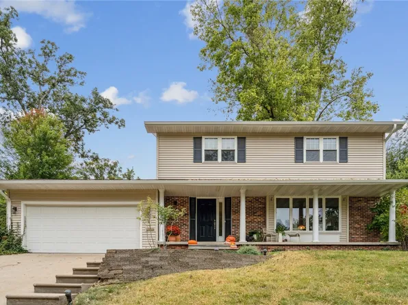 2132 Lincolnshire Dr SE, Cedar Rapids, IA 52403