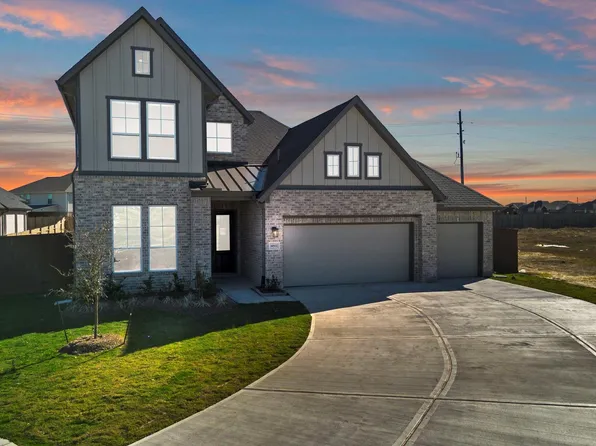 15031 Mission Ave, Mont Belvieu, TX 77523