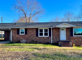 2478 Old Furnace Rd, Boiling Springs, SC 29316