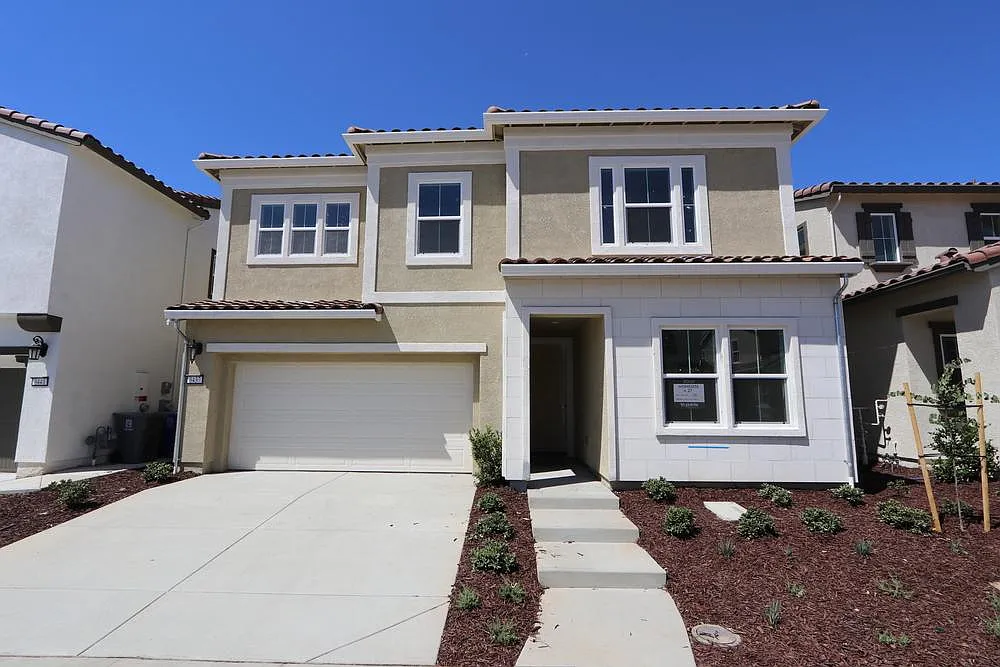 3437 Cantor Dr photo 1