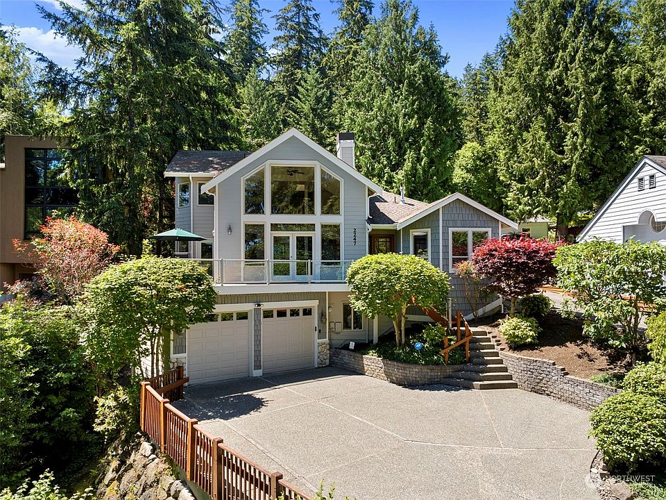 1st image of 2247 W Lake Sammamish Parkway SE