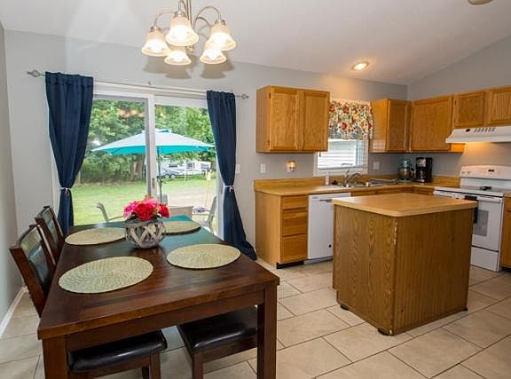 5th image of 22457 Arbor Pointe Dr