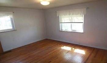 2nd image of 3530 Gray St