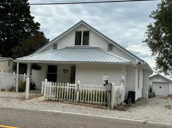 619 W Main St, Bruceville, IN 47516