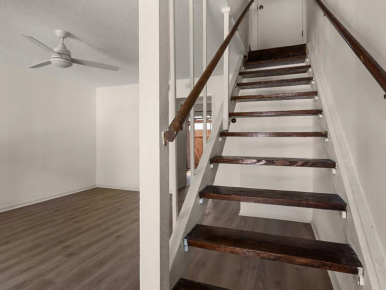 7409 Shadow Hill Dr #113 — Photo 16