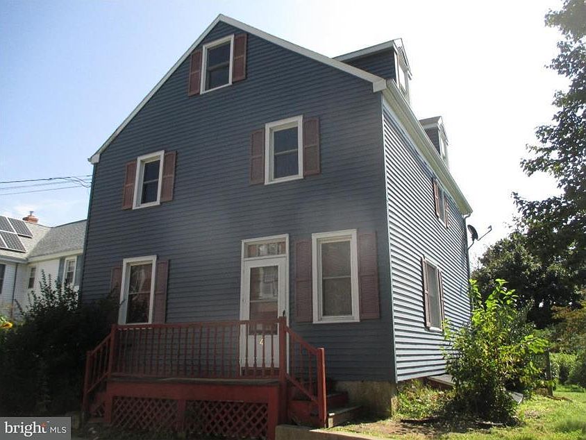 1st image of 4 S Stewart St