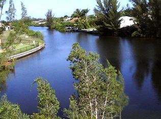 1822 NW 32nd Pl, Cape Coral, FL 33993